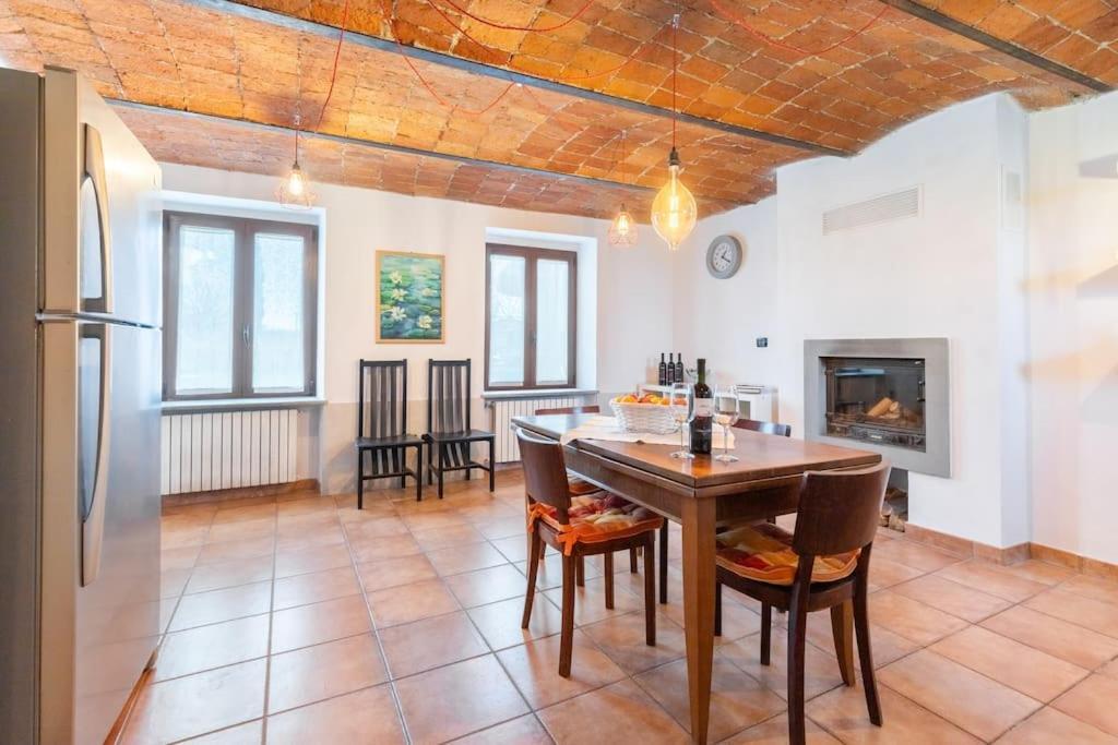 Cascina Abbona - Cascina Storica A 15 Min. Da Alba Villa Canove Eksteriør bilde