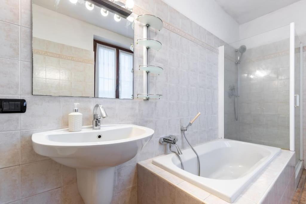 Cascina Abbona - Cascina Storica A 15 Min. Da Alba Villa Canove Eksteriør bilde